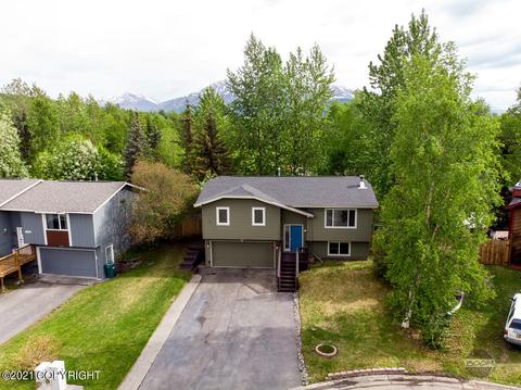 16636 Riddell Cir, Eagle River, AK 99577 photo 2