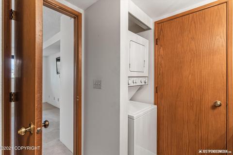 9645 Independence Dr # D-202, Anchorage, AK 99507 photo 12
