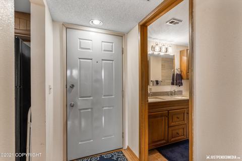 9645 Independence Dr # D-202, Anchorage, AK 99507 photo 4