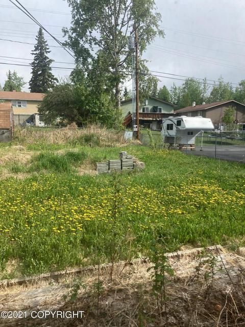 6331 E 9th Ave, Anchorage, AK 99504 photo 13