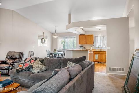 8841 Danny Cir, Eagle River, AK 99577 photo 5