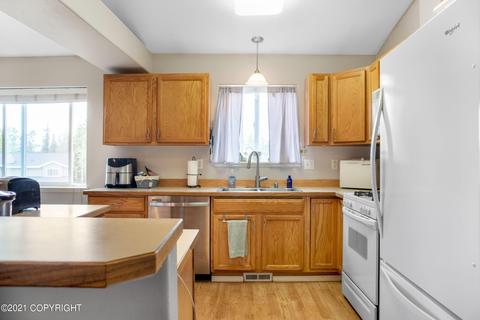 8841 Danny Cir, Eagle River, AK 99577 photo 16