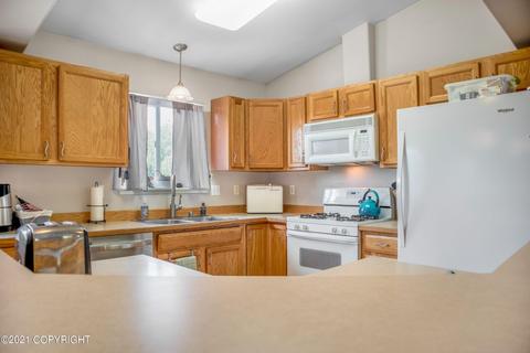 8841 Danny Cir, Eagle River, AK 99577 photo 10