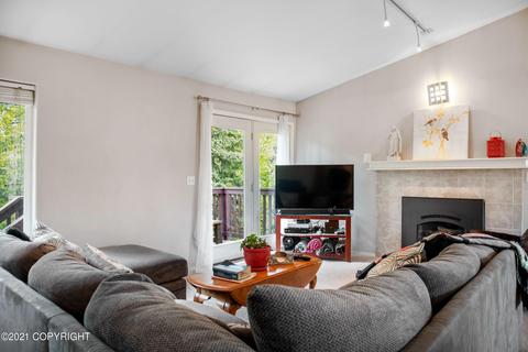 8841 Danny Cir, Eagle River, AK 99577 photo 7