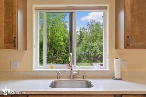20939 Crabtree St, Chugiak, AK 99567 photo 8