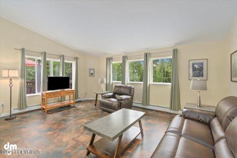 20939 Crabtree St, Chugiak, AK 99567 photo 2