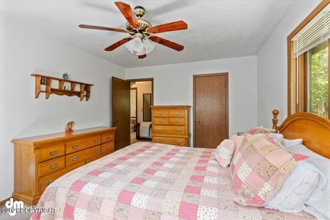 26066 Log Cabin Cir, Eagle River, AK 99577 photo 18