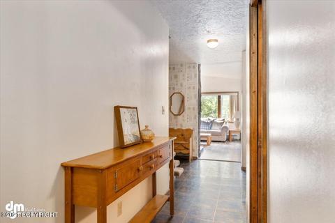 26066 Log Cabin Cir, Eagle River, AK 99577 photo 13