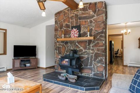 26066 Log Cabin Cir, Eagle River, AK 99577 photo 7