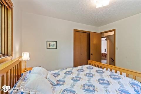 26066 Log Cabin Cir, Eagle River, AK 99577 photo 22