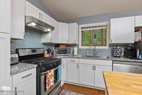 8827 Dome Cir, Eagle River, AK 99577 photo 8