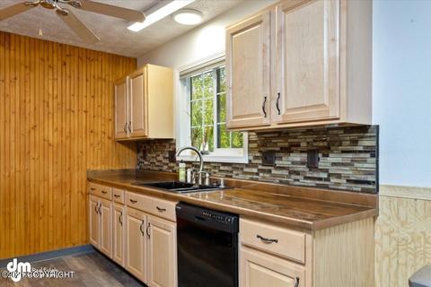 11020 Katlian Dr, Eagle River, AK 99577 photo 8
