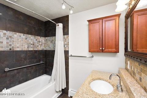 6601 E 10th Ave, Anchorage, AK 99504 photo 33