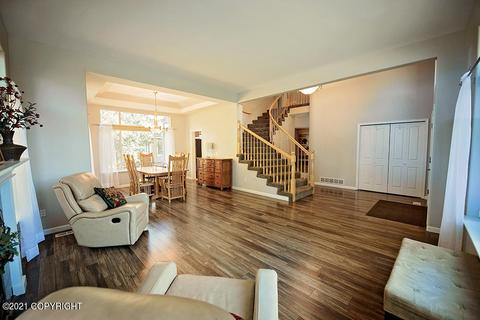 8741 Plumas Cir, Eagle River, AK 99577 photo 4