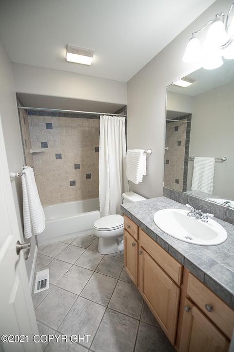 8741 Plumas Cir, Eagle River, AK 99577 photo 13