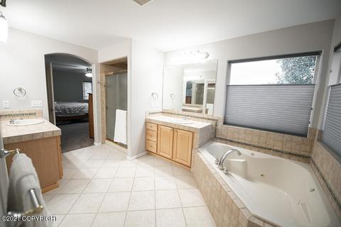 8741 Plumas Cir, Eagle River, AK 99577 photo 16