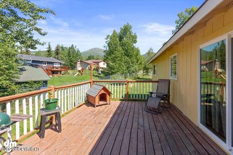 10847 Goodpaster Cir, Eagle River, AK 99577 photo 35
