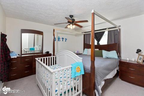 10847 Goodpaster Cir, Eagle River, AK 99577 photo 17
