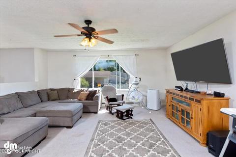 10847 Goodpaster Cir, Eagle River, AK 99577 photo 9