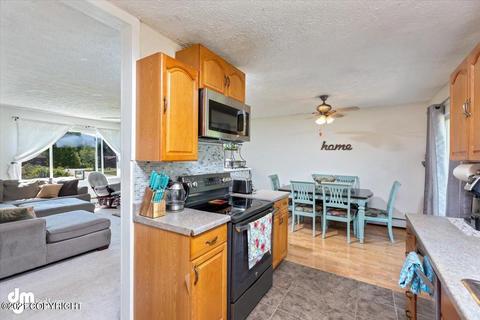 10847 Goodpaster Cir, Eagle River, AK 99577 photo 14