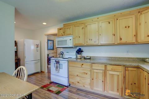 4030 E Ruth Dr, Wasilla, AK 99654 photo 11