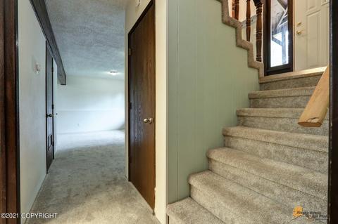 1906 Thunderbird Pl, Anchorage, AK 99503 photo 23