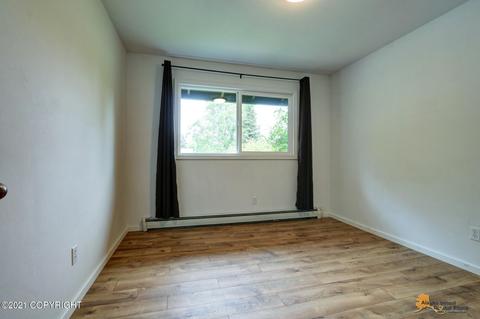 1906 Thunderbird Pl, Anchorage, AK 99503 photo 13
