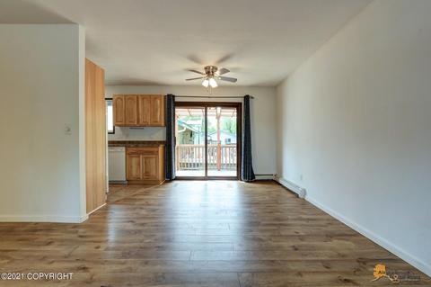 1906 Thunderbird Pl, Anchorage, AK 99503 photo 11