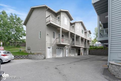 9203 Commons Pl # 2, Anchorage, AK 99502 photo 1