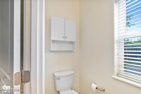 9203 Commons Pl # 2, Anchorage, AK 99502 photo 23