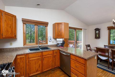 7820 Evander Dr, Anchorage, AK 99518 photo 10