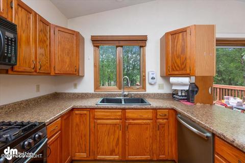 7820 Evander Dr, Anchorage, AK 99518 photo 11