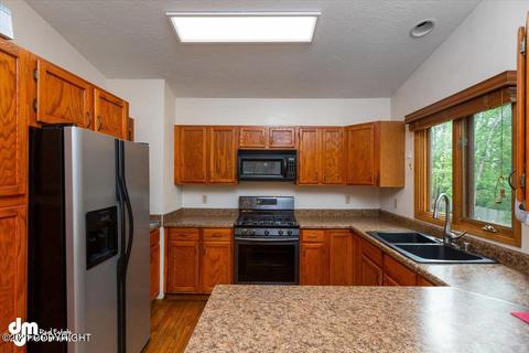 7820 Evander Dr, Anchorage, AK 99518 photo 9