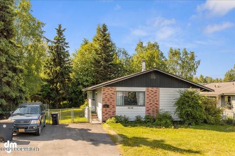 3236 E 17th Ave, Anchorage, AK 99508 photo 12