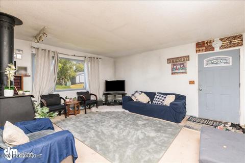 3236 E 17th Ave, Anchorage, AK 99508 photo 3