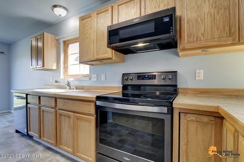 6095 Spruce Meadoow Loop # 18B, Anchorage, AK 99507 photo 4