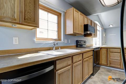 6095 Spruce Meadoow Loop # 18B, Anchorage, AK 99507 photo 3