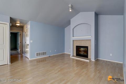 6095 Spruce Meadoow Loop # 18B, Anchorage, AK 99507 photo 10