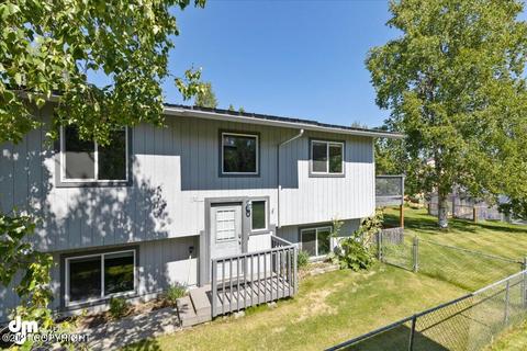 3749 Henderson Loop, Anchorage, AK 99507 photo 2