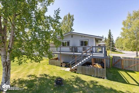 3749 Henderson Loop, Anchorage, AK 99507 photo 3