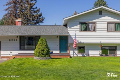 10962 Iditarod Cir, Eagle River, AK 99577 photo 1