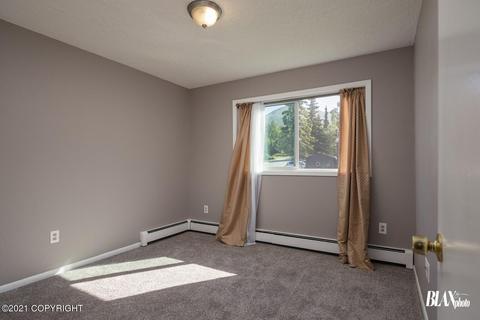 10962 Iditarod Cir, Eagle River, AK 99577 photo 11