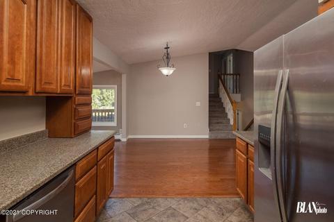 10962 Iditarod Cir, Eagle River, AK 99577 photo 19