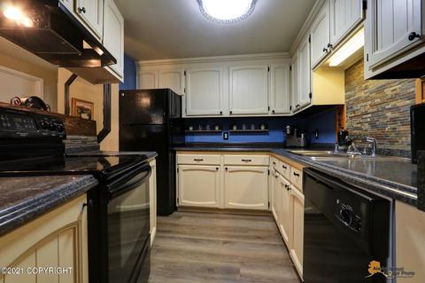 1502 Twining Dr, Anchorage, AK 99504 photo 8