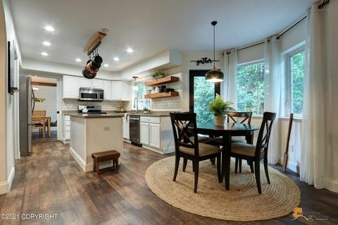 8746 Inyo Cir, Eagle River, AK 99577 photo 10