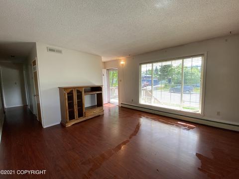 4401 E 7th Ave, Anchorage, AK 99508 photo 2