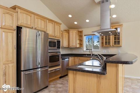 11196 Aberdeen Cir, Eagle River, AK 99577 photo 7
