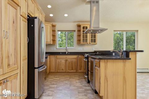 11196 Aberdeen Cir, Eagle River, AK 99577 photo 8