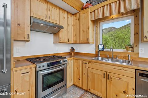 2290 N River Cir, Eagle River, AK 99577 photo 9