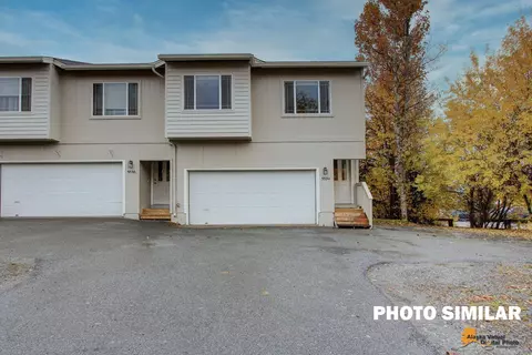5607 E 43rd Ave, Anchorage, AK 99504 photo 2